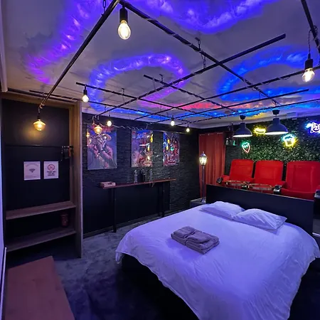 Jacuzzi Et Cinéma, Merignac2