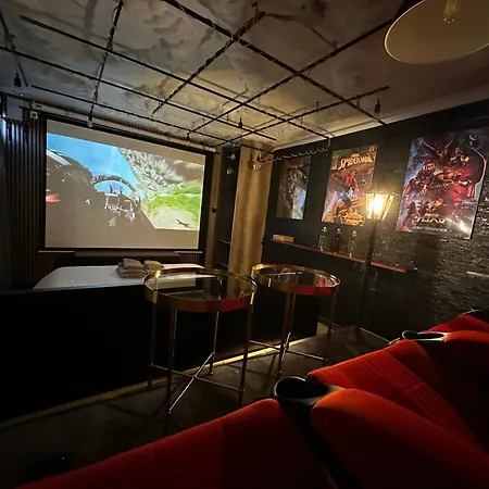 Jacuzzi Et Cinema, Merignac2 דירה *